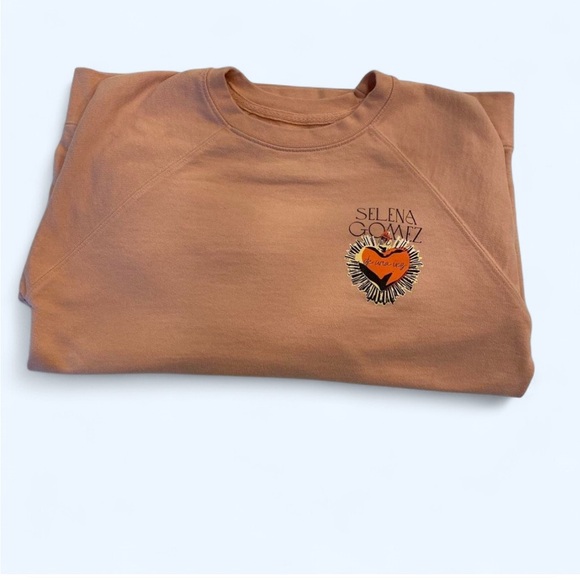 Selena Gomez SACRED HEART PULLOVER Women’s Small - Picture 1 of 7
